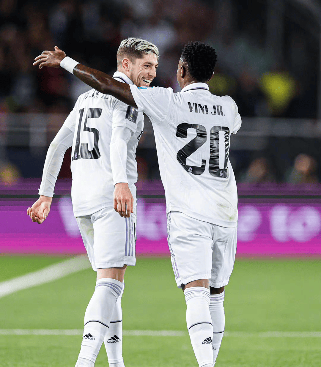 包含西甲今晚走向成谜，犹他爵士战术微调，态度坚定，更衣室氛围转暖的词条