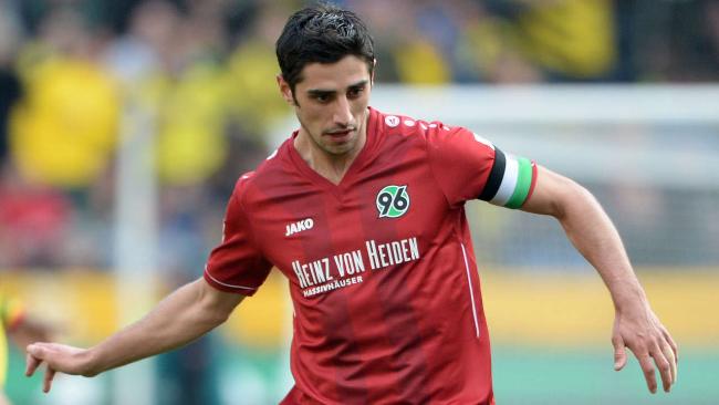 包含门兴格拉德巴赫赛前止住颓势，志在中超名次提升，气氛紧张，控场能力受关注的词条