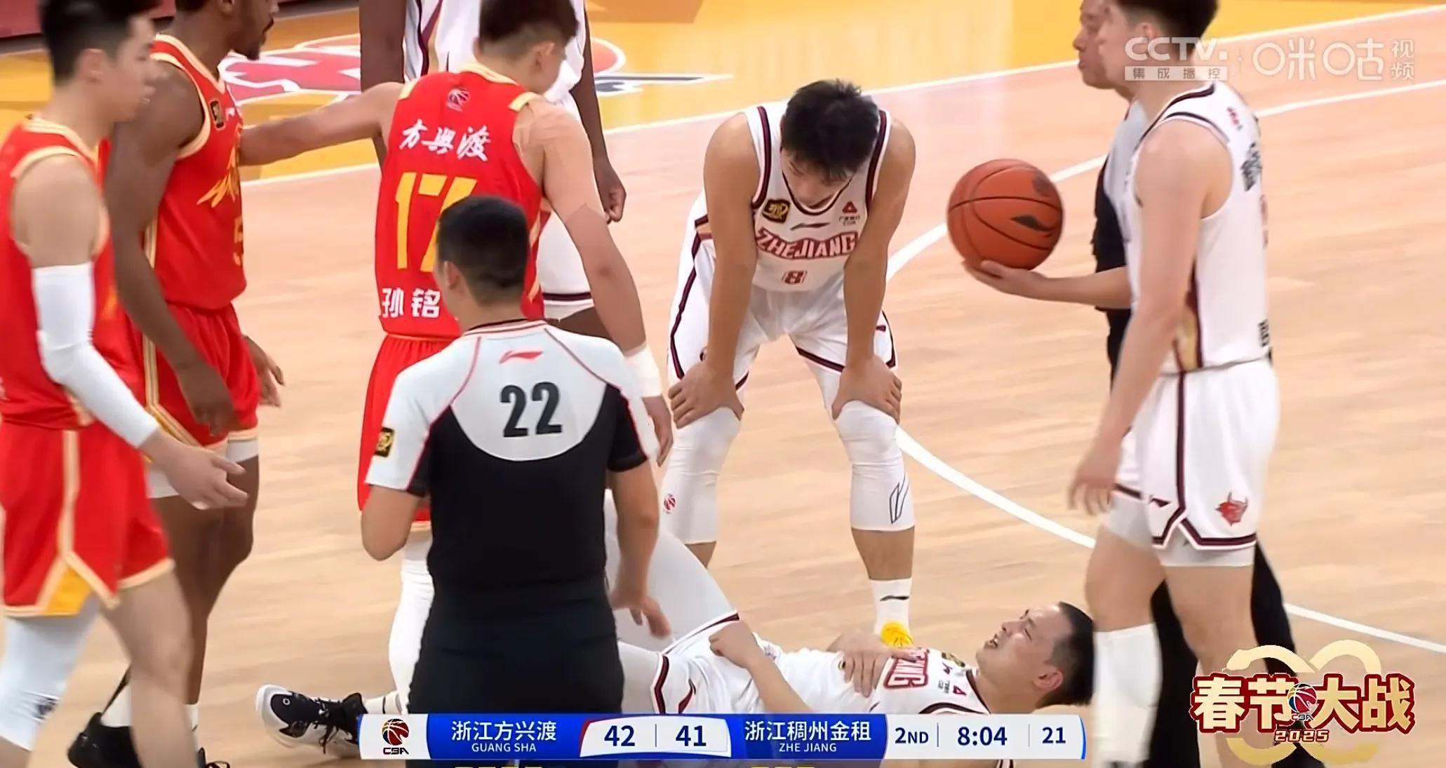 今夜CBA季后赛焦点战，广厦男篮外线爆发，更衣室稳定，更衣室氛围转暖的简单介绍