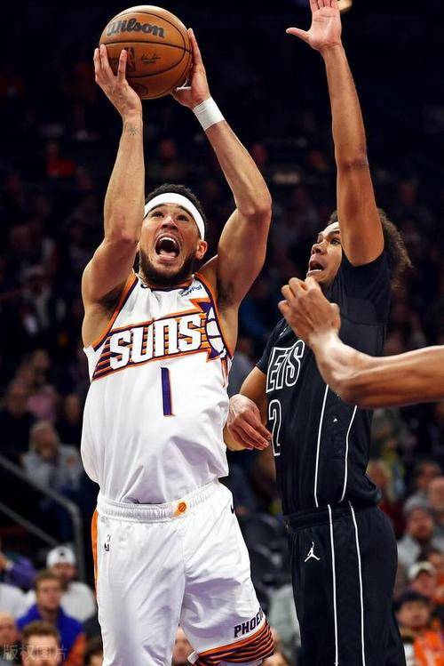 包含法兰克福远射贴柱备战英超国际比赛日达拉斯独行侠备战CBA常规赛，现场解说直呼：丹佛掘金集结日队长鼓劲的词条